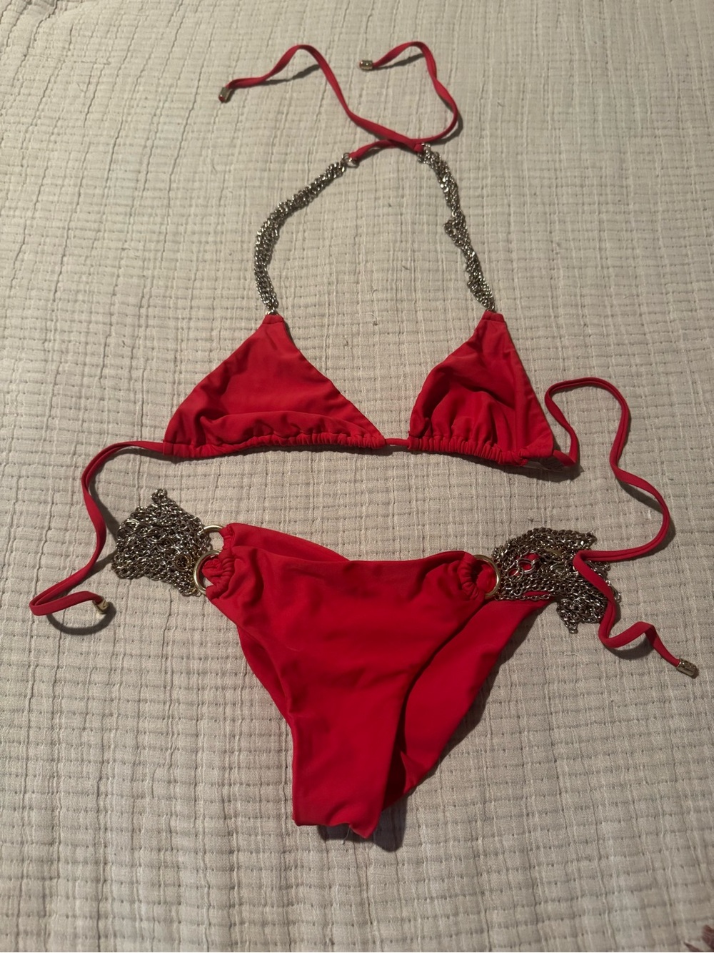 Beach Bunny Ball and Chain Bikini - Picture 4 of 7